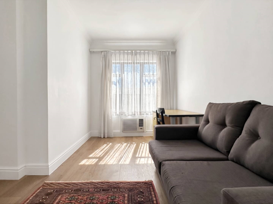 2 Bedroom Property for Sale in Sea Point Western Cape
